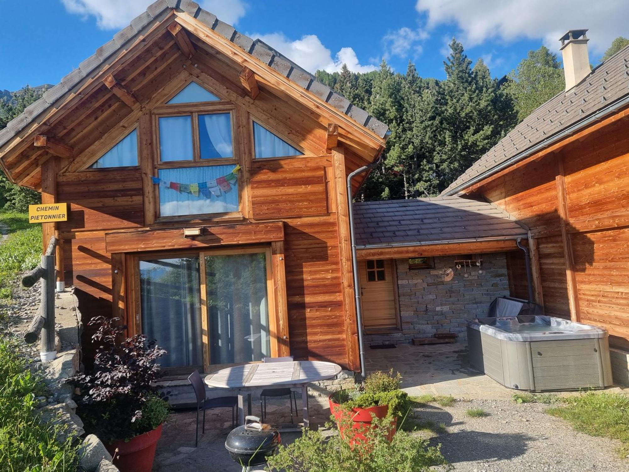 Chalet 6 Pers Avec Spa, Terrasse Plein Sud A Saint-Michel-De-Chaillol - Fr-1-393-22 客房 照片